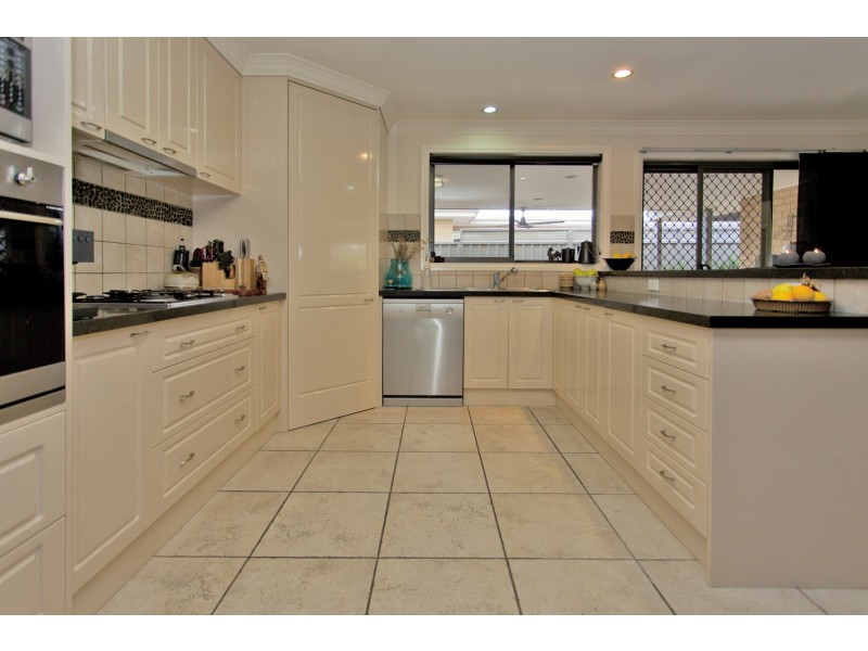 7 Redgum Court, East Albury NSW 2640