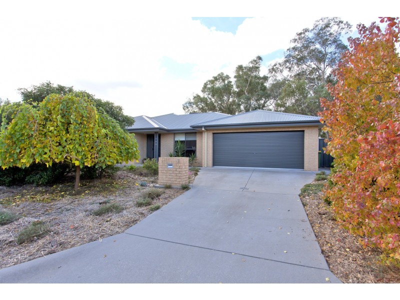 7 Redgum Court, East Albury NSW 2640