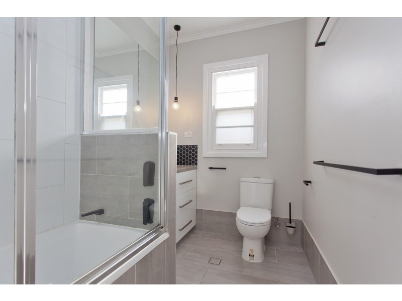 1067 Tobruk Street, North Albury NSW 2640