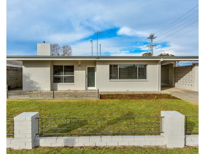 378 Prune Street, Lavington NSW 2641