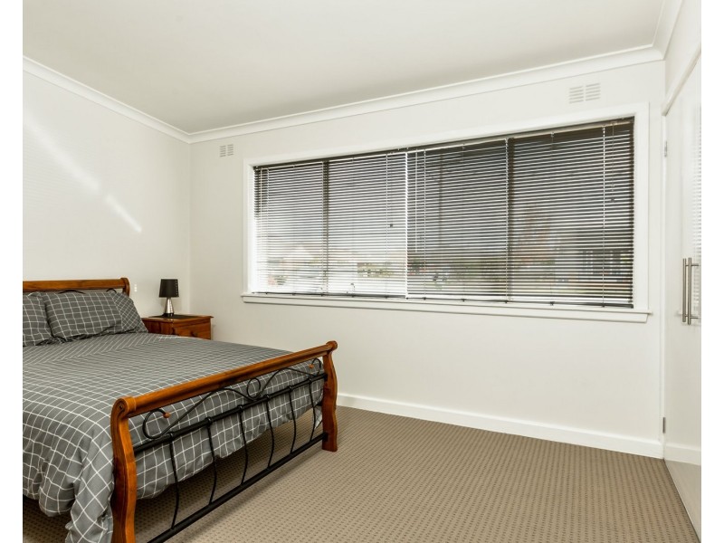 378 Prune Street, Lavington NSW 2641