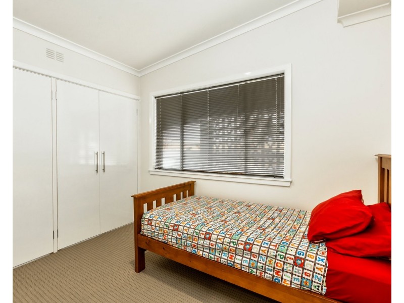 378 Prune Street, Lavington NSW 2641