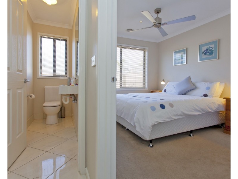 223 Rivergum Drive, East Albury NSW 2640