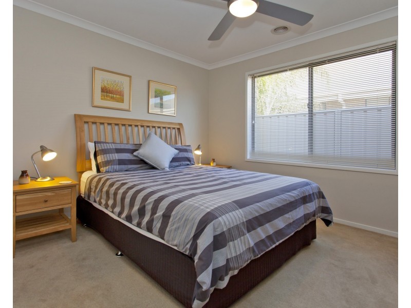 223 Rivergum Drive, East Albury NSW 2640