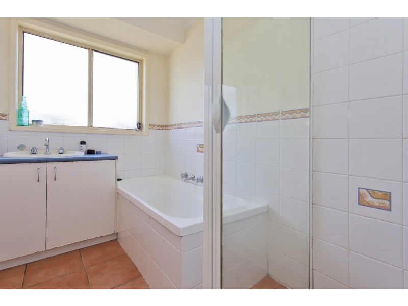 939 Calimo Street, North Albury NSW 2640