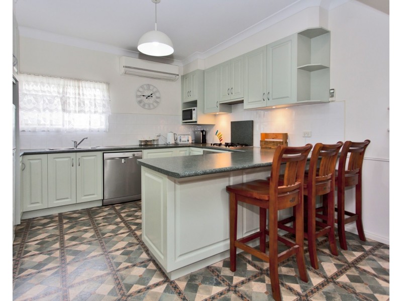 480 Ashford Street, Lavington NSW 2641