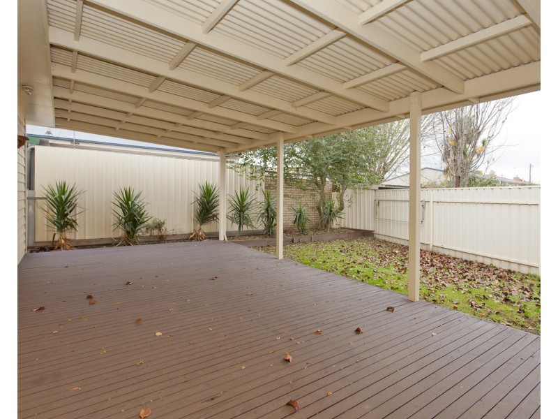 1/394 Tarakan Avenue, North Albury NSW 2640