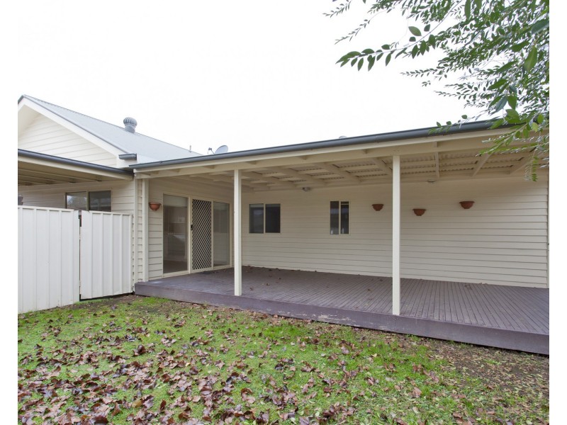 1/394 Tarakan Avenue, North Albury NSW 2640