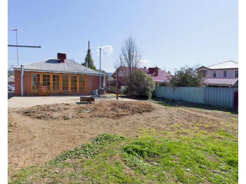 566 Schubach Street, East Albury NSW 2640
