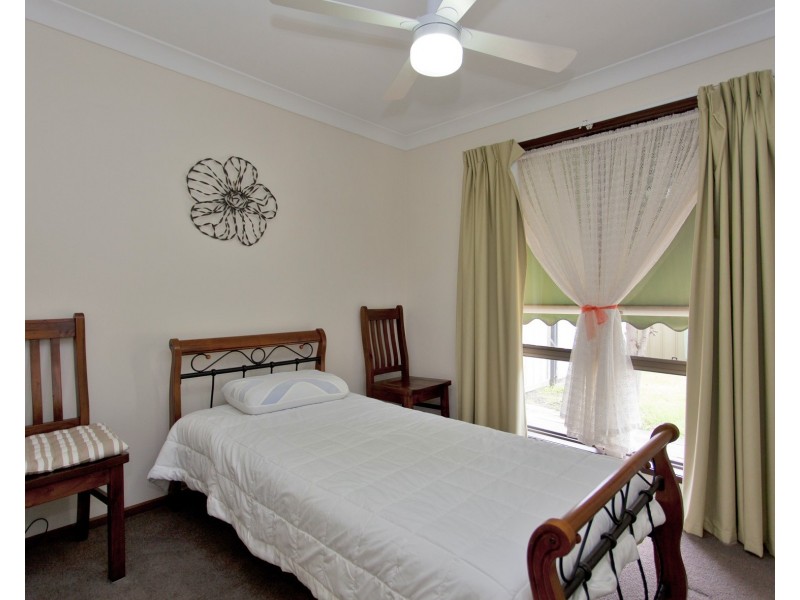 2/476 Heriot Street, Lavington NSW 2641