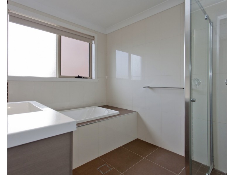 13 Box Place, Glenroy NSW 2640