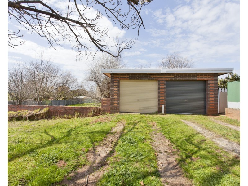 276 Highview Crescent, Lavington NSW 2641