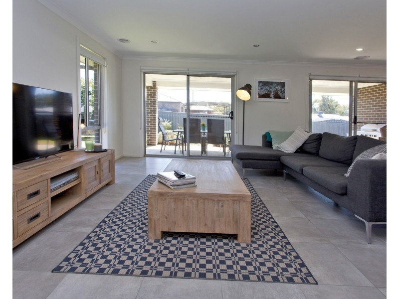 26 Wellington Drive, Thurgoona NSW 2640