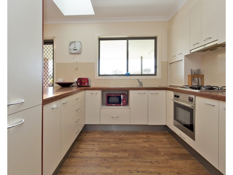 38 Dunne Cresent, Thurgoona NSW 2640
