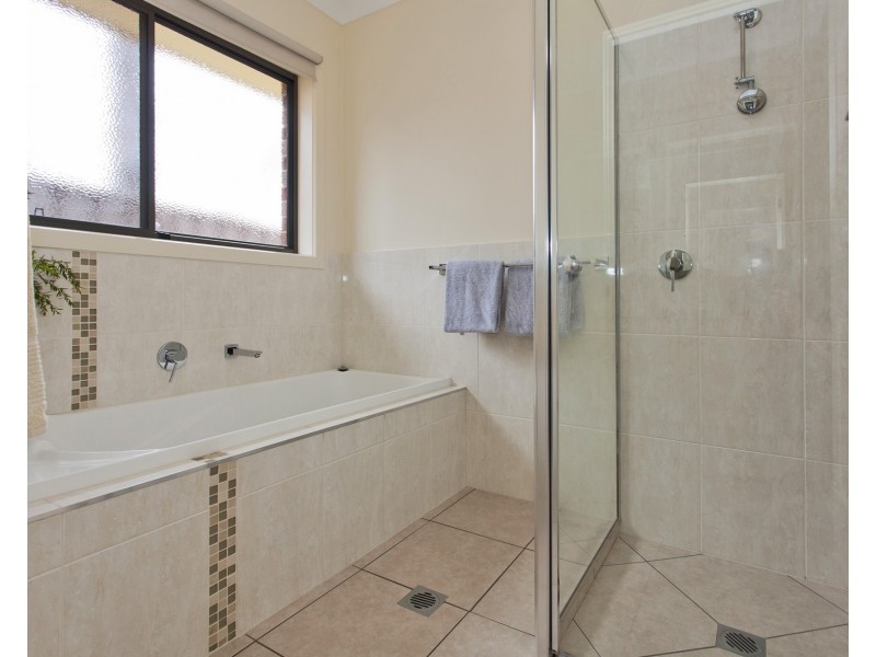 38 Dunne Cresent, Thurgoona NSW 2640