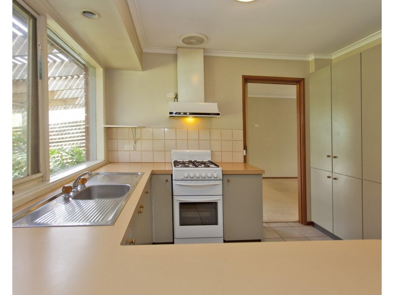 20 St Andrews Circuit, Thurgoona NSW 2640