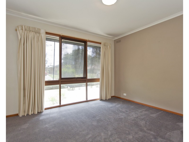 20 St Andrews Circuit, Thurgoona NSW 2640