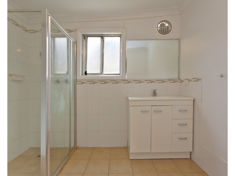 451 Ashford Street, Lavington NSW 2641