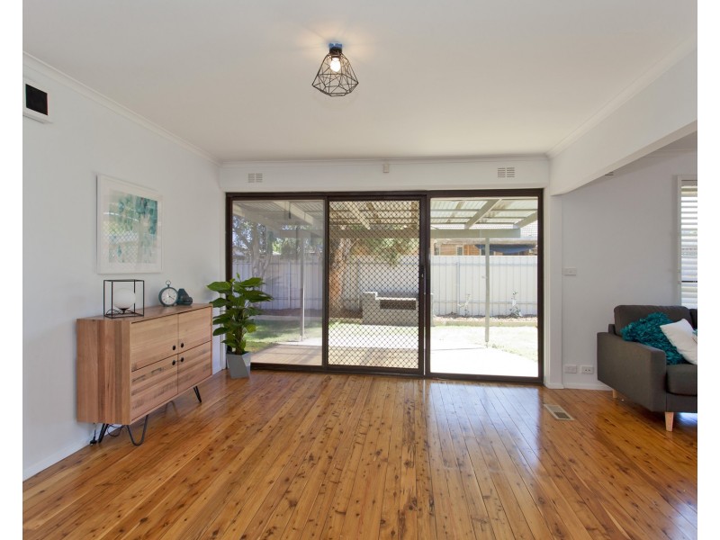 355 Sutherland Street, Lavington NSW 2641