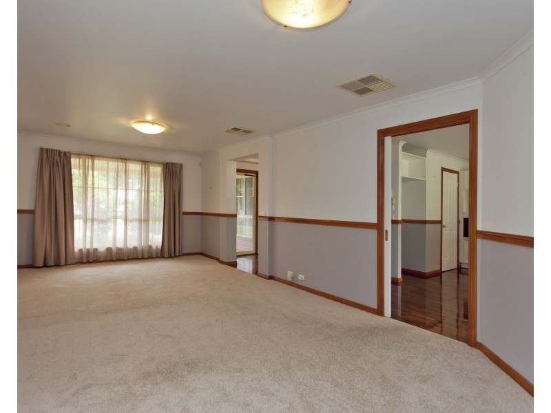 33 Irene Court, North Albury NSW 2640