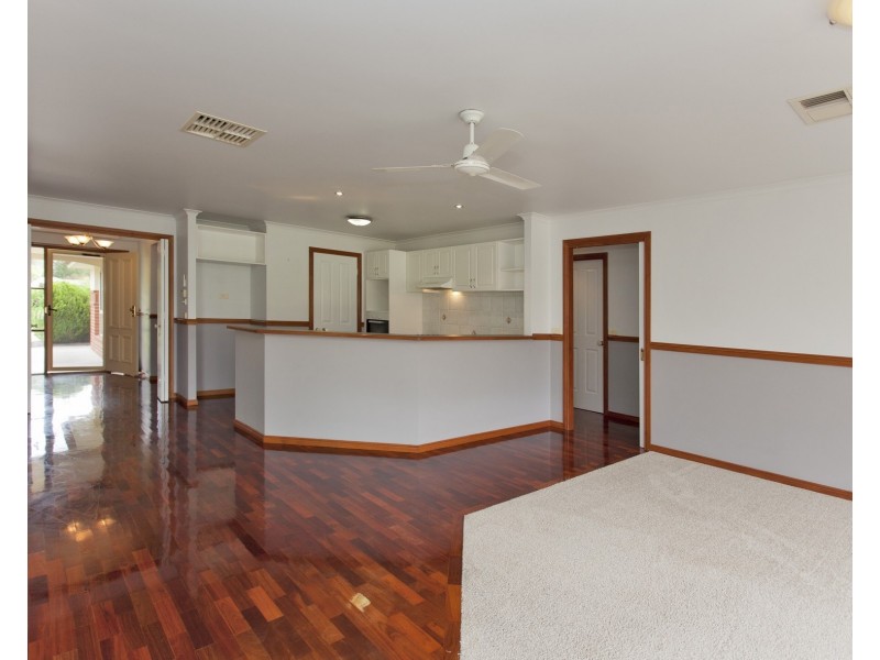 33 Irene Court, North Albury NSW 2640