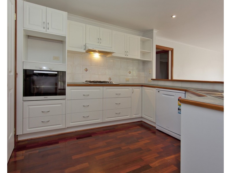 33 Irene Court, North Albury NSW 2640