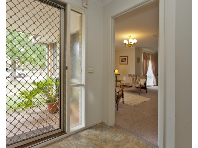 47 Crawshaw Cresent, Glenroy NSW 2640