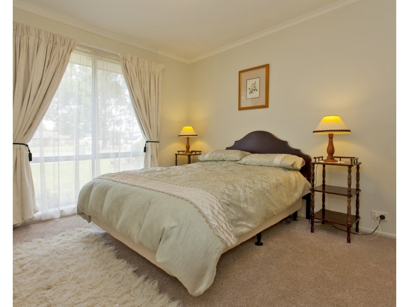 47 Crawshaw Cresent, Glenroy NSW 2640