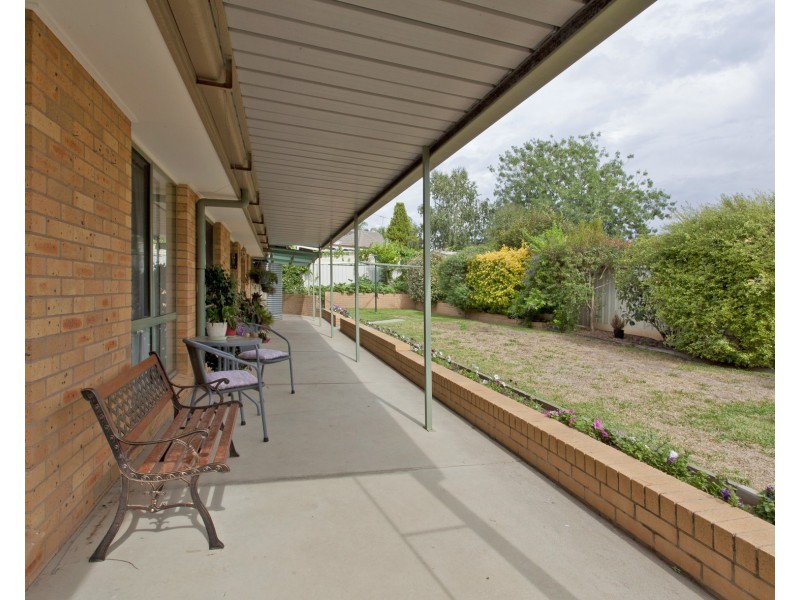 47 Crawshaw Cresent, Glenroy NSW 2640