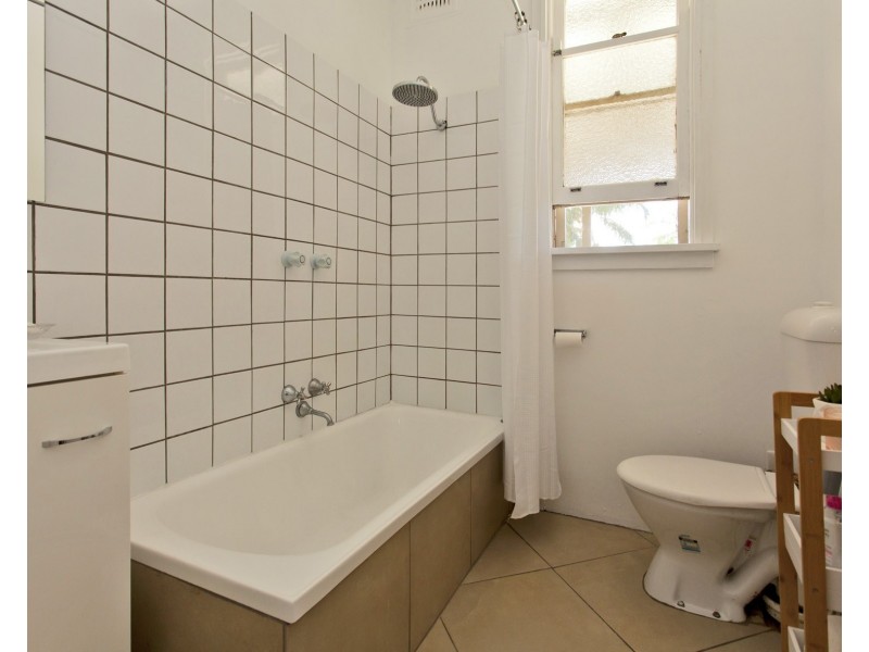 974 Teal Street, North Albury NSW 2640