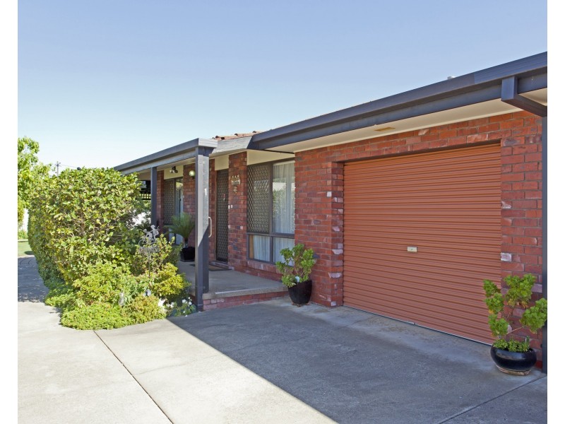 1/7 Brent Court, Lavington NSW 2641