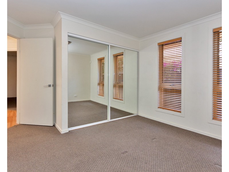 41 Kurrajong Crescent, West Albury NSW 2640