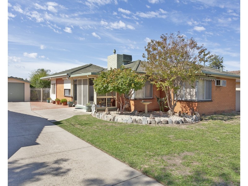 394 Prune Street, Lavington NSW 2641