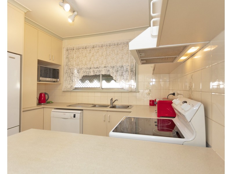 394 Prune Street, Lavington NSW 2641