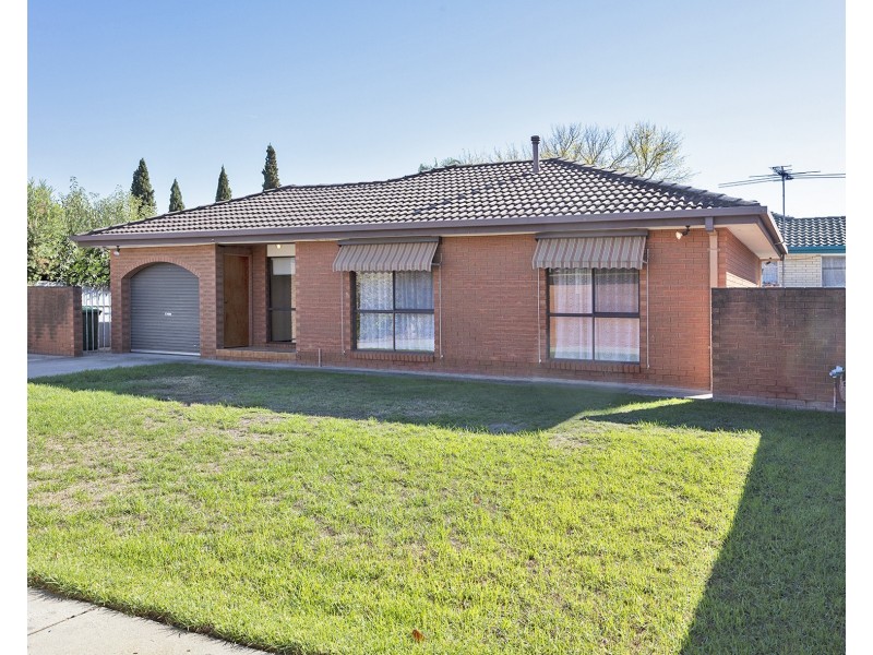 1-2/490 Douglas Road, Lavington NSW 2641