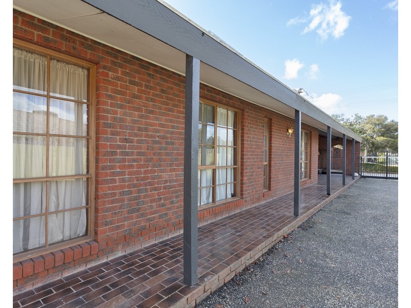 583 Prune Street, Lavington NSW 2641