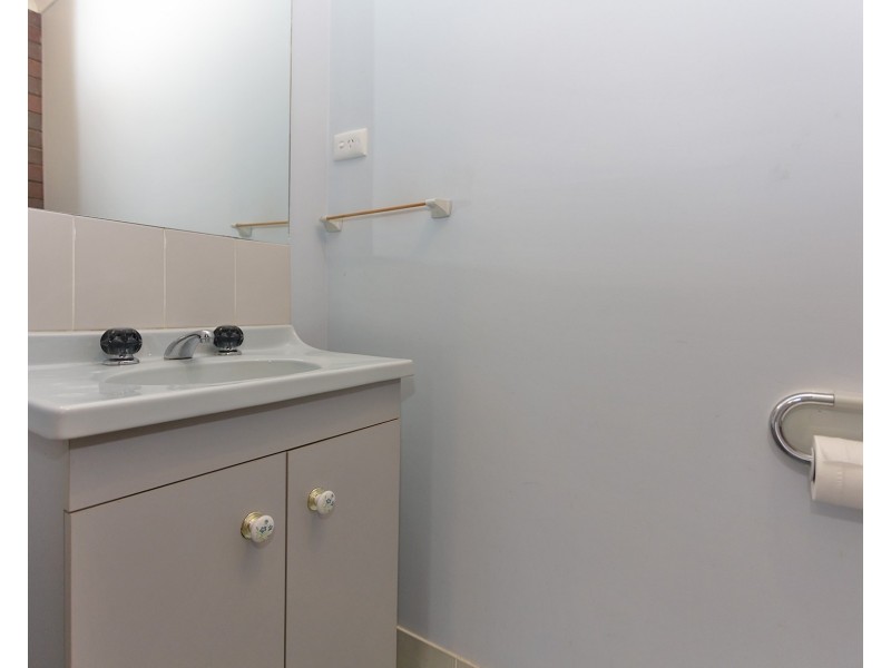 1/615 Prune Street, Lavington NSW 2641