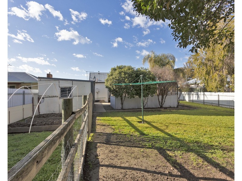 971 Teal Street, North Albury NSW 2640