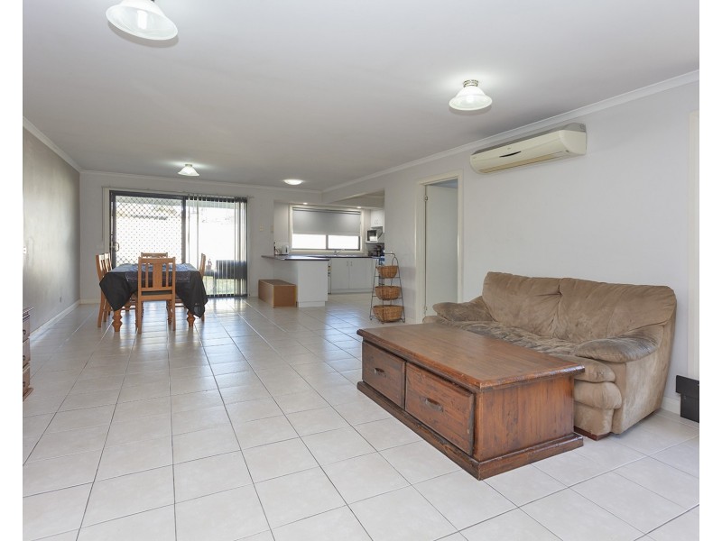 15 Donnolley Court, Lavington NSW 2641