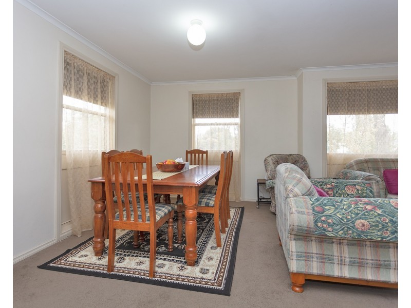 604 Resolution Street, North Albury NSW 2640