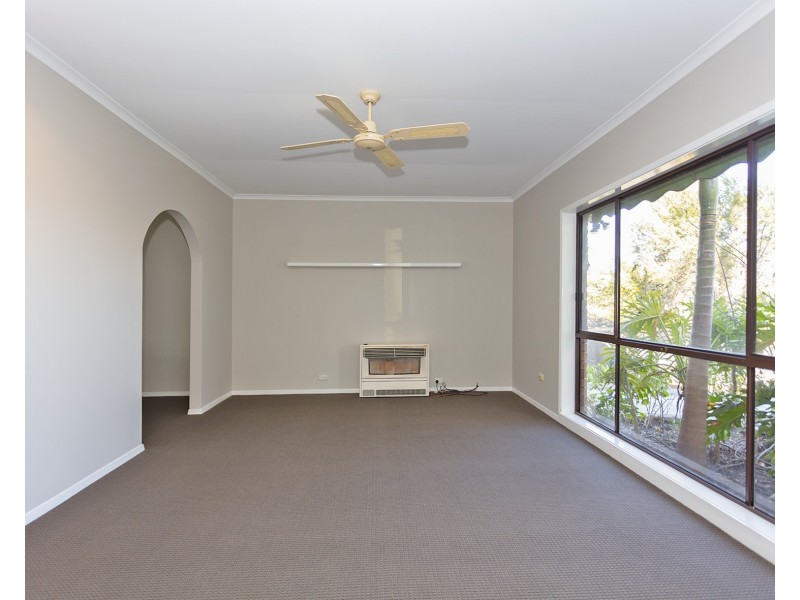 1094 Albetta Crescent, North Albury NSW 2640