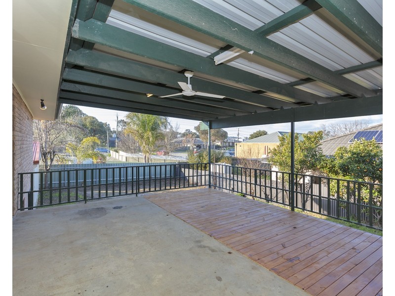 1094 Albetta Crescent, North Albury NSW 2640