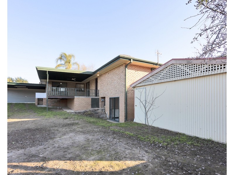 1094 Albetta Crescent, North Albury NSW 2640