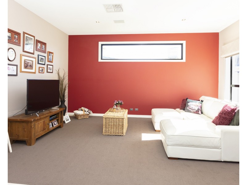 2 Rosella Ridge, East Albury NSW 2640