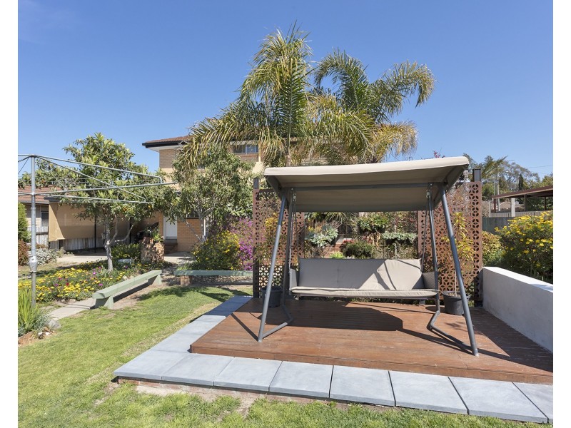 518 Kotthoff Street, Lavington NSW 2641