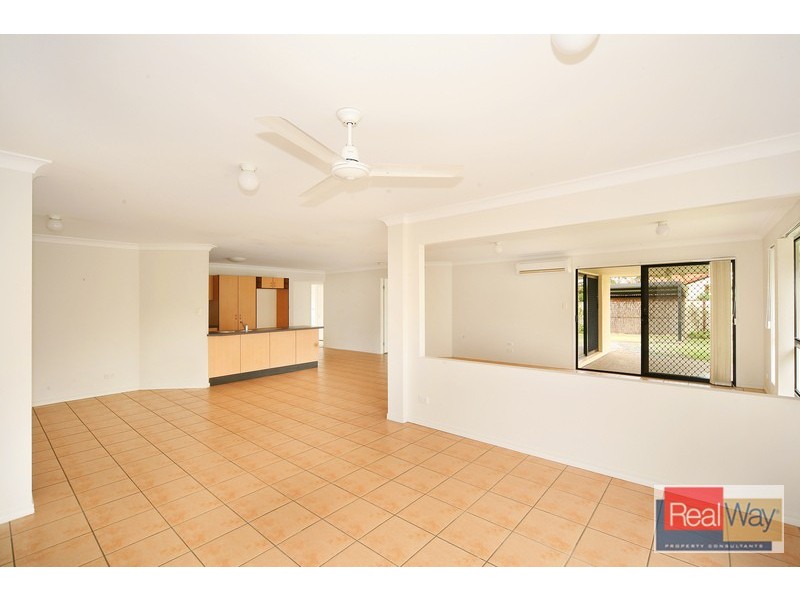 12 Scartree Street, Pelican Waters QLD 4551
