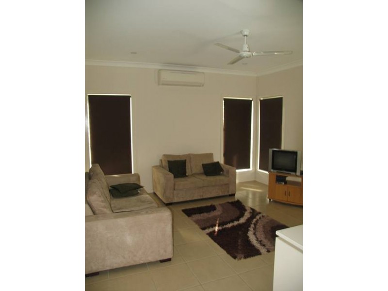 30 Little Mountain Drive, Little Mountain QLD 4551