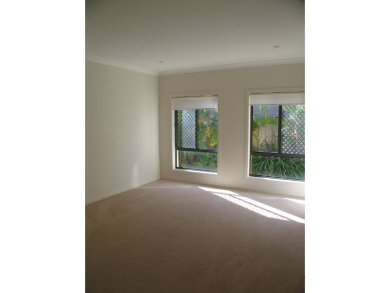 30 Little Mountain Drive, Little Mountain QLD 4551