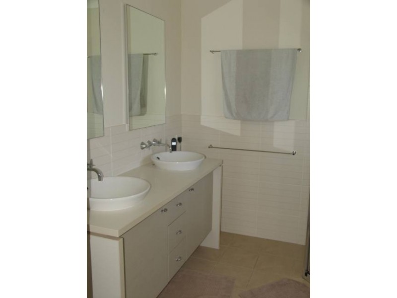 30 Little Mountain Drive, Little Mountain QLD 4551