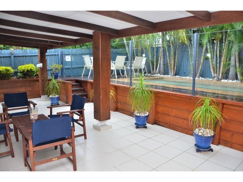 16 Roderick Street, Moffat Beach QLD 4551